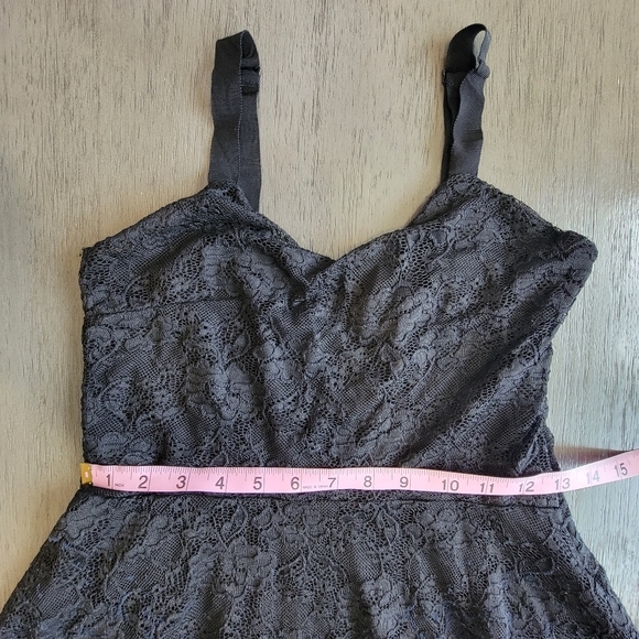 Free‎ People Black Lace Mini Dress with Flocked Navy Blue Velvet Size Small - Picture 12 of 15